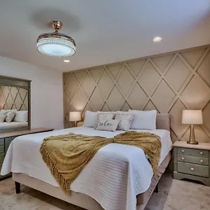 https://the-beach-cottage-at-seascape-villas.hotels-destin.com